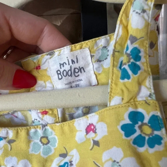 Mini Boden Romper toddler girl floral pockets drawstring sleeveless tank - Picture 3 of 6